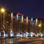 Ibis Paris La Villette Cite Des Sciences 19Eme