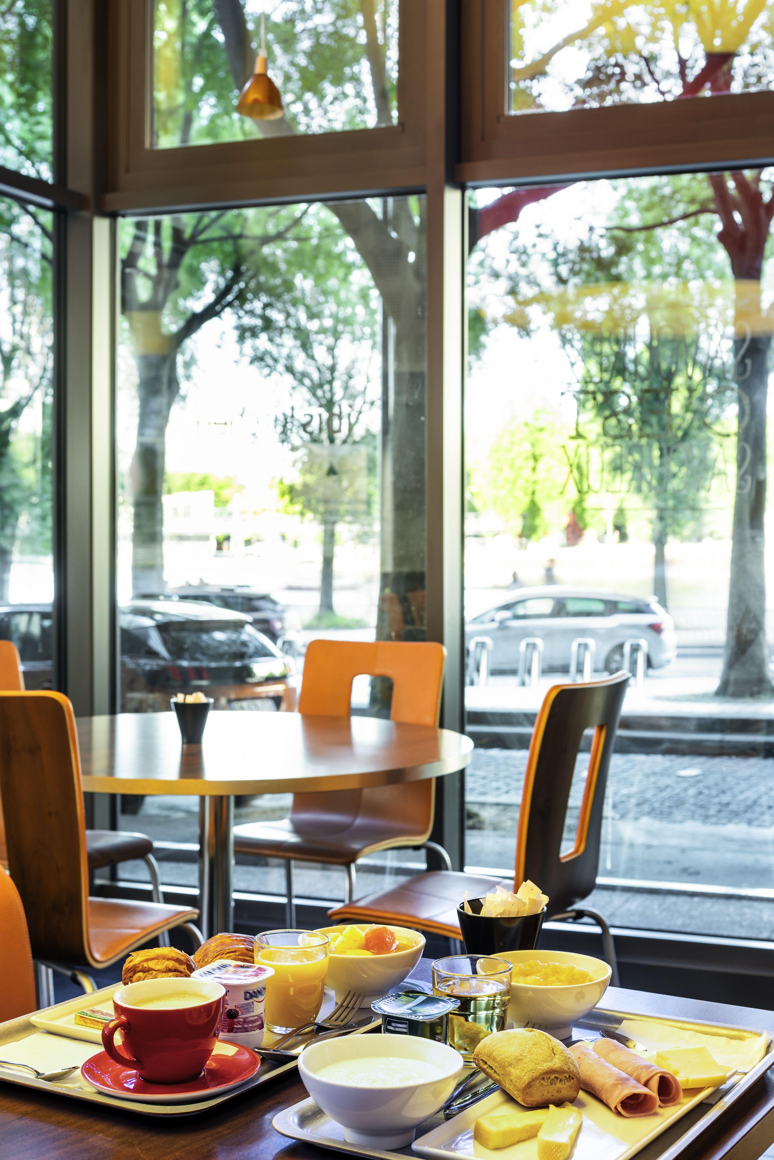 Ibis La Cite Des Sciences 19eme 3* Paris