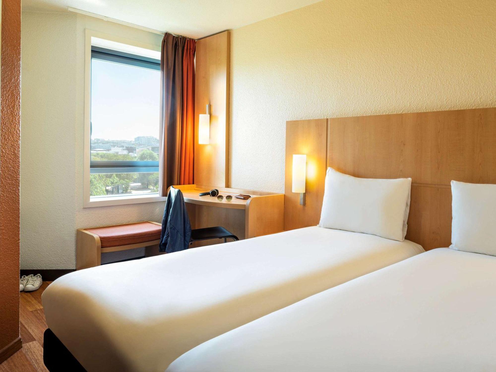 Ibis La Cité Des Sciences 19ème 3* Parigi